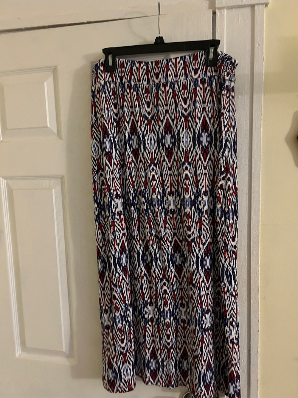 Liz Claiborne Navy, White & Red Patterned Maxi Skirt
